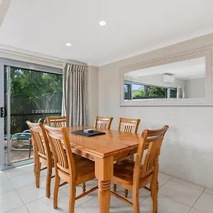 https://le-court-villas.hotelssunshinecoast.net